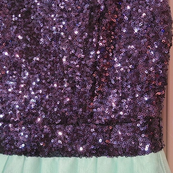 Cute Informal Dress - Picture 2 of 3